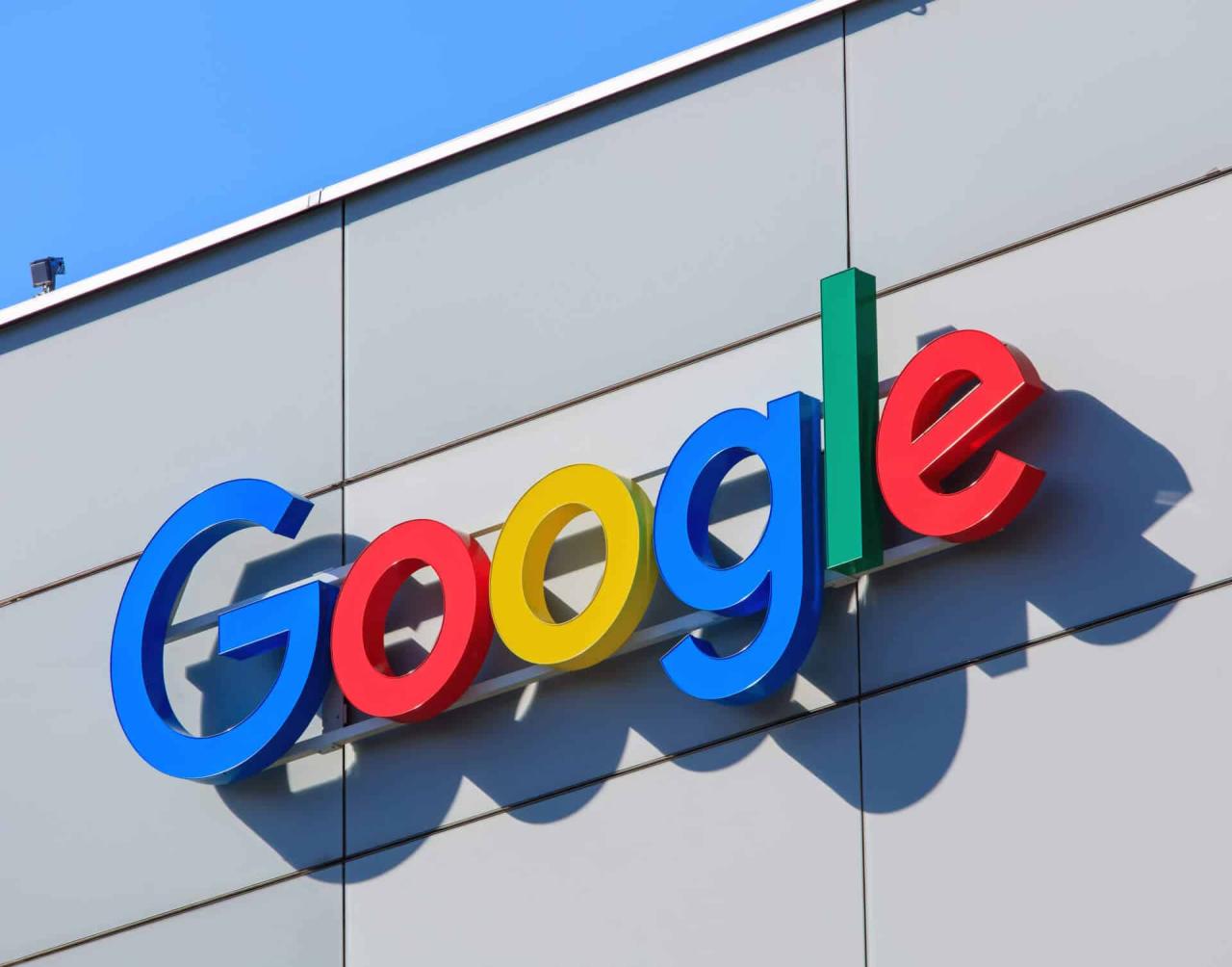 107186646-1675183779624-gettyimages-1246677545-GOOGLE_ALPHABET_EARNS ...